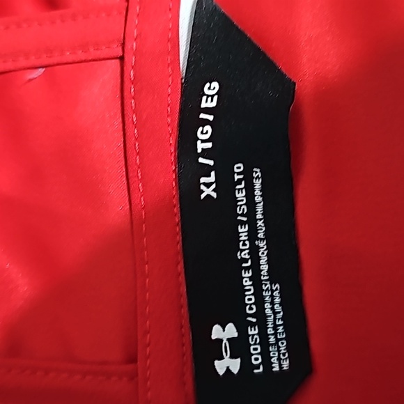 3/4 zip warm up - Picture 2 of 5